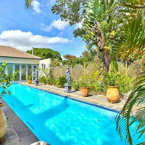 https://villa-jesdene.hotels-capetown.com